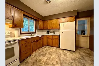416 S Sunset Avenue, Parkers Prairie, MN 56361 - Photo 8