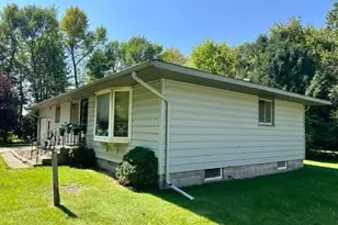 416 S Sunset Ave, Parkers Prairie, MN 56361 - Photo 2