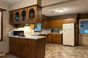 416 S Sunset Ave, Parkers Prairie, MN 56361 - Photo 6