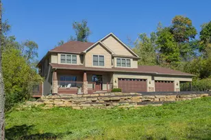 908 87th Ave, Hudson, WI 54016 - Photo 2