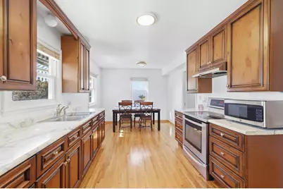 986 Blair Avenue, Saint Paul, MN 55104 - Photo 6