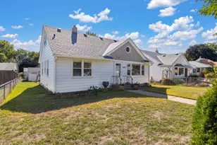 986 Blair Ave, Saint Paul, MN 55104 - Photo 2