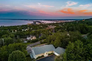 1002 Martha St, Duluth, MN 55805 - Photo 74