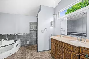 1002 Martha St, Duluth, MN 55805 - Photo 30