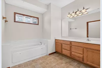 1101 Barclay Street #1101, Saint Paul, MN 55106 - Photo 20