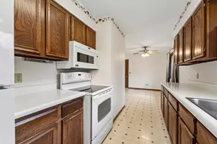721 Bongey Dr, Menomonie, WI 54751 - Photo 12