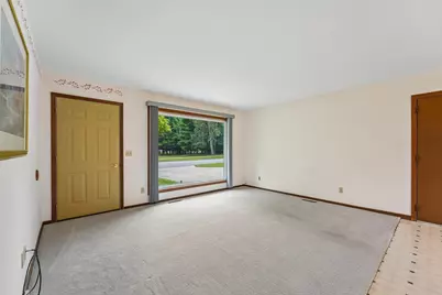 721 Bongey Drive, Menomonie, WI 54751 - Photo 4