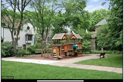 2208 Milwaukee Avenue, Minneapolis, MN 55404 - Photo 46