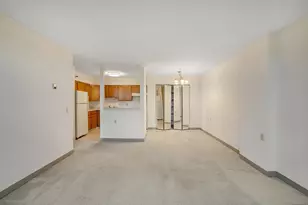 7600 Golden Valley Rd, Golden Valley, MN 55427 - Photo 4