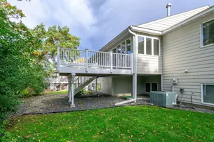 901 Southcross Dr E, Burnsville, MN 55306 - Photo 36