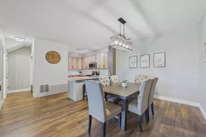 1240 County Road D E #3, Maplewood, MN 55109 - Photo 6