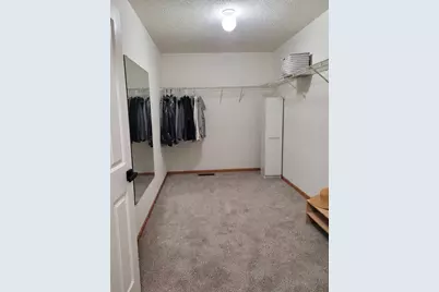 1240 County Road D E #3, Maplewood, MN 55109 - Photo 16