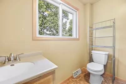 468 Main Street, Winona, MN 55987 - Photo 16