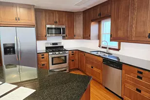 3306 11th St NE, Austin, MN 55912 - Photo 4