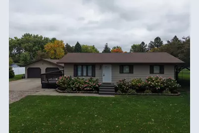 407 W Washington Avenue, Mahnomen, MN 56557 - Photo 2