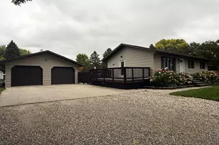 407 W Washington Ave, Mahnomen, MN 56557 - Photo 40