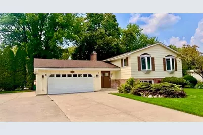 7740 47 1/2 Place N, New Hope, MN 55428 - Photo 6