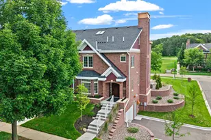 10814 Falling Water Ln, Woodbury, MN 55129 - Photo 2