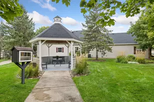 10571 Mississippi Cir N, Brooklyn Park, MN 55443 - Photo 38
