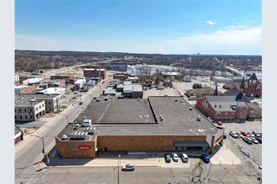 212 Bay Street, Chippewa Falls, WI 54729 - Photo 14