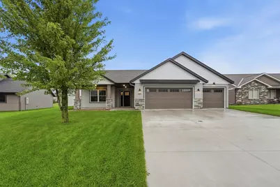 3267 Old Stone Way NE, Sauk Rapids, MN 56379 - Photo 2
