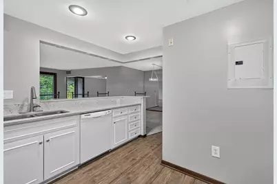 1077 Sibley Memorial Highway #608, Saint Paul, MN 55118 - Photo 6