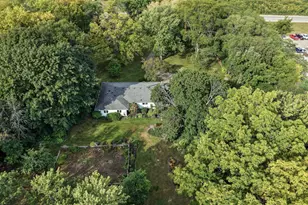 22015 Pillsbury Ave, Lakeville, MN 55044 - Photo 32