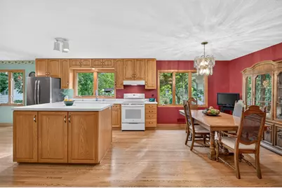 22015 Pillsbury Avenue, Lakeville, MN 55044 - Photo 6