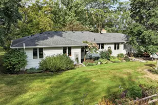 22015 Pillsbury Ave, Lakeville, MN 55044 - Photo 36