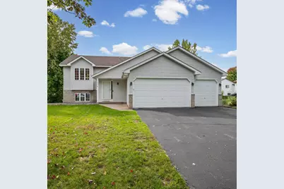 674 Lois Lane, Lino Lakes, MN 55014 - Photo 4