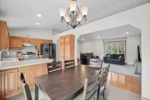 674 Lois Ln, Lino Lakes, MN 55014 - Photo 14