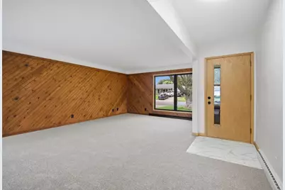 1021 Van Buren Avenue, Owatonna, MN 55060 - Photo 18