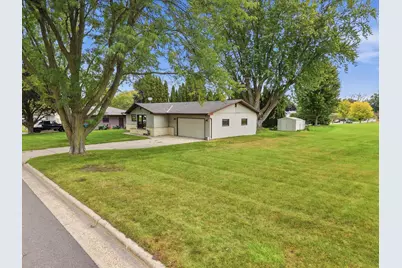 1021 Van Buren Avenue, Owatonna, MN 55060 - Photo 8