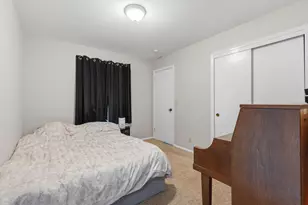 196 E 95th St Cir, Bloomington, MN 55420 - Photo 8