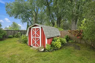 2280 Randy Ave, White Bear Lake, MN 55110 - Photo 10