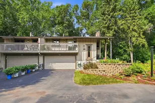 7232 Woodstock Dr, Bloomington, MN 55438 - Photo 1