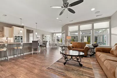 8275 Oakview Court N, Maple Grove, MN 55369 - Photo 24