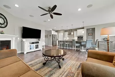 8275 Oakview Court N, Maple Grove, MN 55369 - Photo 26