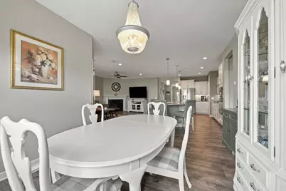 8275 Oakview Court N, Maple Grove, MN 55369 - Photo 28