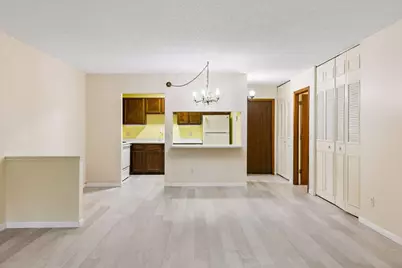 10531 Cedar Lake Road #415, Minnetonka, MN 55305 - Photo 6