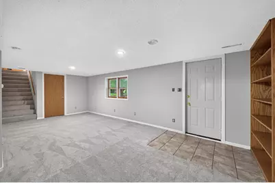 6913 Toledo Avenue N, Brooklyn Center, MN 55429 - Photo 36