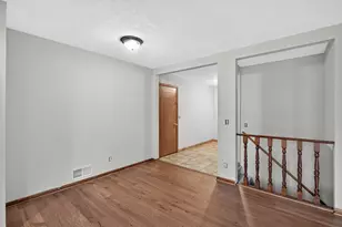 6913 Toledo Ave N, Brooklyn Center, MN 55429 - Photo 14