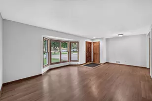 6913 Toledo Ave N, Brooklyn Center, MN 55429 - Photo 12