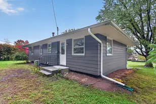 724 E 152nd St, Burnsville, MN 55306 - Photo 16