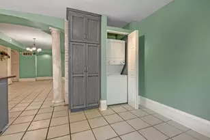 300 Ridgewood Ave, Minneapolis, MN 55403 - Photo 18