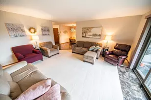 1808 Lakeview Ct SW, Rochester, MN 55902 - Photo 12