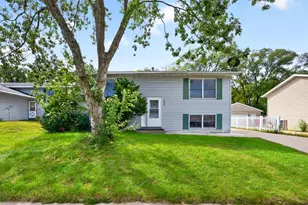 1932 S Village Dr SE, Rochester, MN 55904 - Photo 24