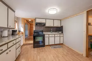 206 Dudley Ave, Coleraine, MN 55722 - Photo 4