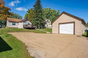 206 Dudley Ave, Coleraine, MN 55722 - Photo 24