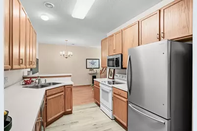 9153 Holly Lane N, Maple Grove, MN 55311 - Photo 10